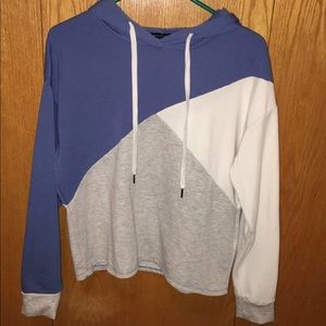 Women’s cropped hoodie